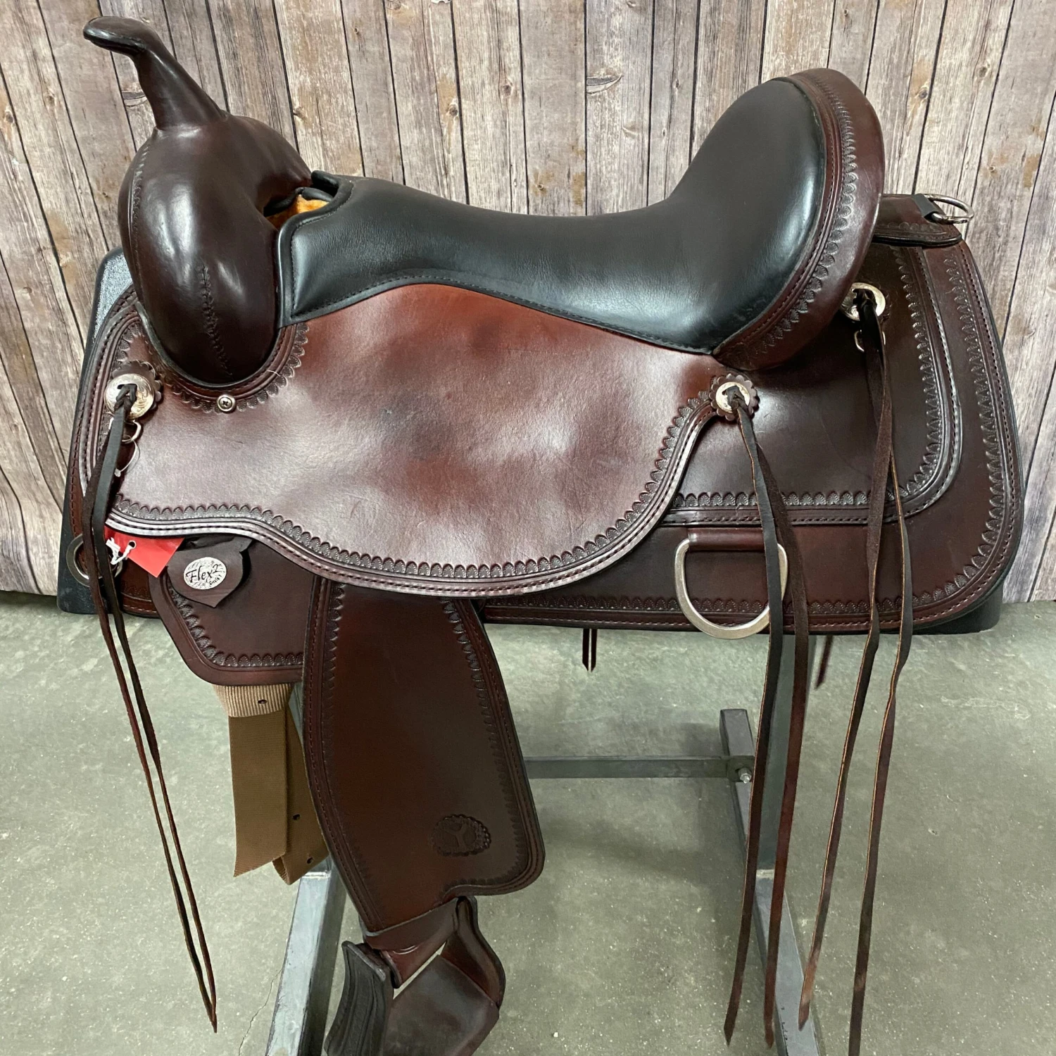 Circle Y Topeka Flex 17-Inch-Wide Trail Saddle 3 Circle Y Topeka Flex 17-Inch-Wide Trail Saddle