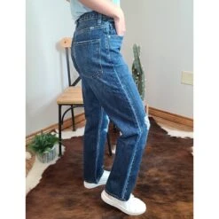 KanCan High Rise Dark Wash 90's Boy Friend Jean -Weaver Leather Cowboy Store 20220330 142329copy