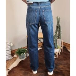 KanCan High Rise Dark Wash 90's Boy Friend Jean -Weaver Leather Cowboy Store 20220330 142429