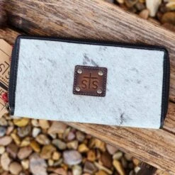 STS Cowhide Bi-Fold Wallet