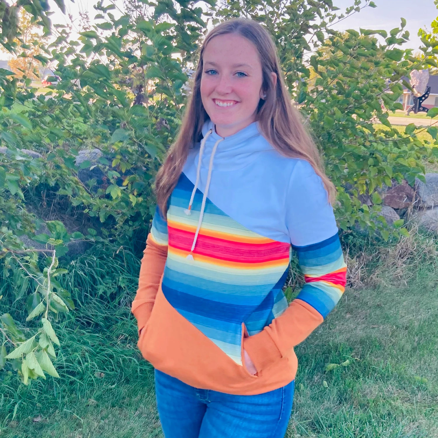 All Eyes On Hue Hoodie 4 All Eyes On Hue Hoodie - Image 2