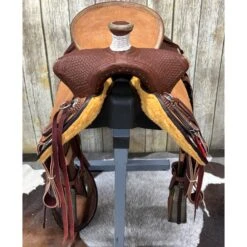 HR Saddlery 16.5 Inch Fitsbetter Saddle 8 HR Saddlery 16.5 Inch Fitsbetter Saddle -Weaver Leather Cowboy Store IMG 2741