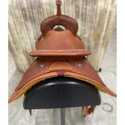 HR Saddlery 16.5 Inch Signature Cutting Saddle -Weaver Leather Cowboy Store IMG 8569