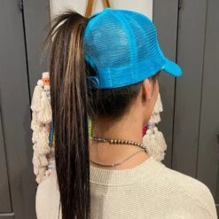 McIntire Saddlery Turquoise Foam Hibiscus Cap -Weaver Leather Cowboy Store IMG 5662 4dc227f7 1386 405d 9629 834a96b65196