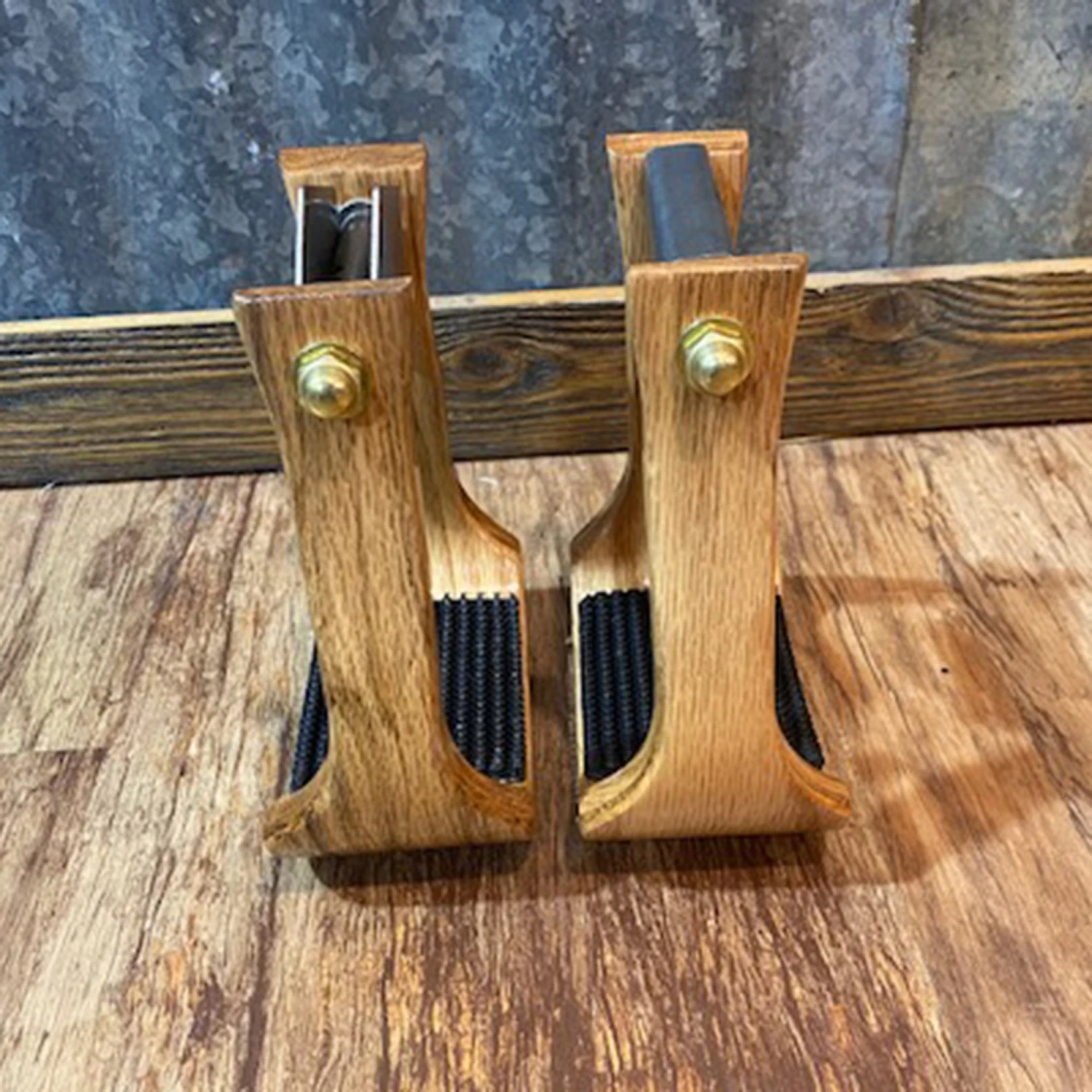 Nettles 3" Varnished Barrel Stirrup With Leveler 4 Nettles 3" Varnished Barrel Stirrup With Leveler - Image 2