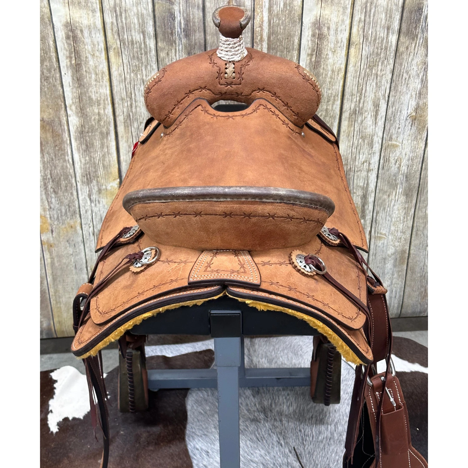 HR Saddlery 16 Inch Roughout Association Saddle 7 HR Saddlery 16 Inch Roughout Association Saddle - Image 5