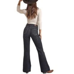 Rock & Roll Cowgirl High Rise With Rivets Trouser -Weaver Leather Cowboy Store RRWD5HR0GJ B 05396