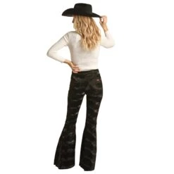 Rock & Roll Women's Black Textured Bell Bottom 7 Rock & Roll Women's Black Textured Bell Bottom -Weaver Leather Cowboy Store RRWD7PR0FM B