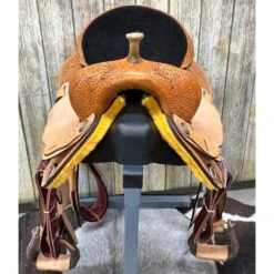 HR Saddlery 14.5 Inch Barrel Saddle 8 HR Saddlery 14.5 Inch Barrel Saddle -Weaver Leather Cowboy Store barrelfront eb7cf7a5 1da6 4e84 885c 0d129b5b1101