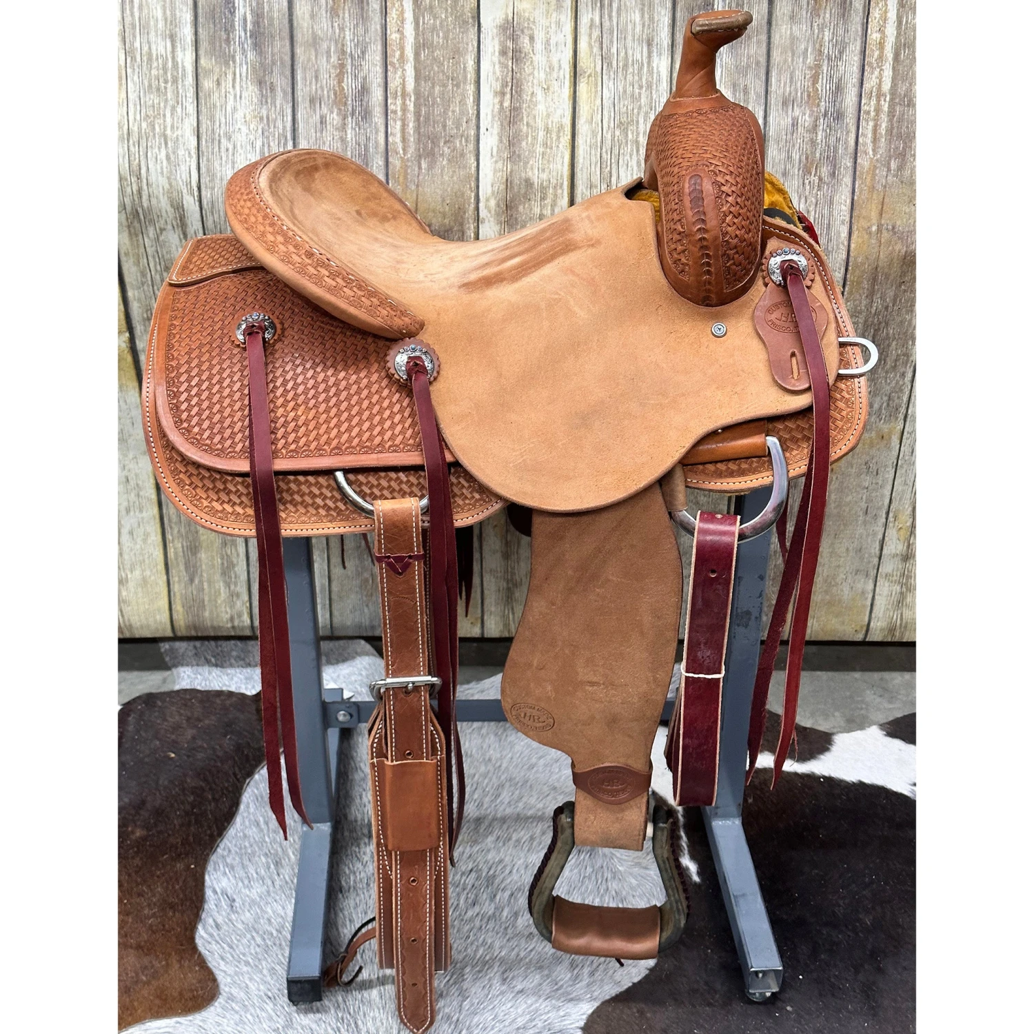 HR Saddlery 15 Inch Basic Ranch Cutting Saddle 4 HR Saddlery 15 Inch Basic Ranch Cutting Saddle - Image 2