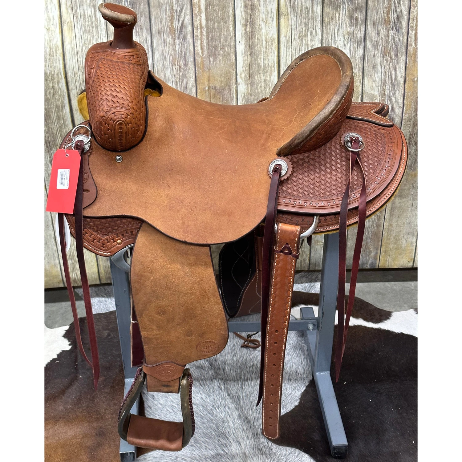 HR Saddlery 16 Inch Modified Draft Association Saddle 3 HR Saddlery 16 Inch Modified Draft Association Saddle