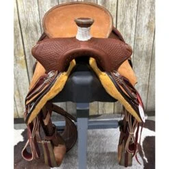 HR Saddlery 15.5 Fits Better Saddle 8 HR Saddlery 15.5 Fits Better Saddle -Weaver Leather Cowboy Store fitsfront