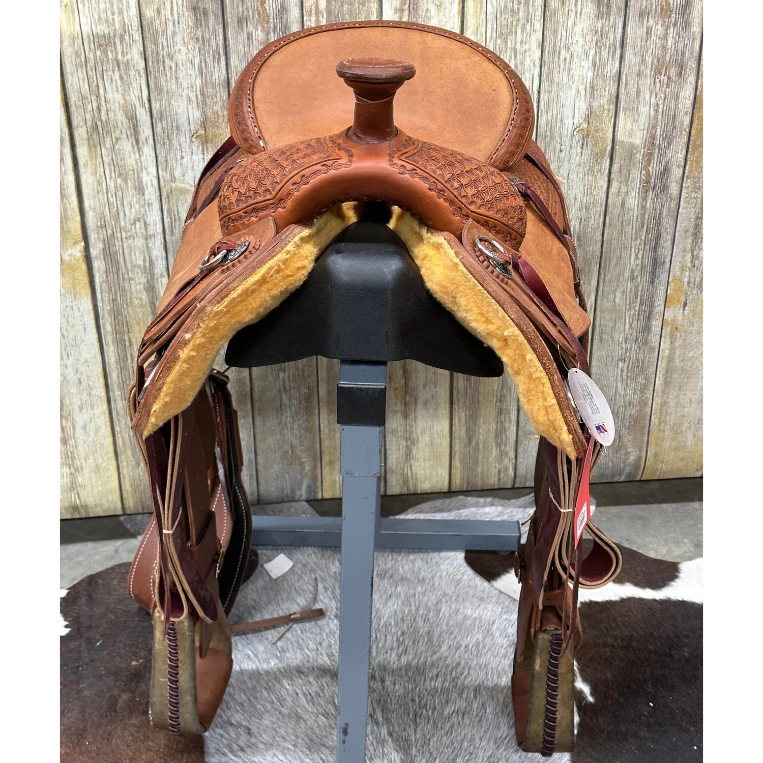 HR Saddlery 15.5 Inch Ranch Roping Saddle 5 HR Saddlery 15.5 Inch Ranch Roping Saddle - Image 3
