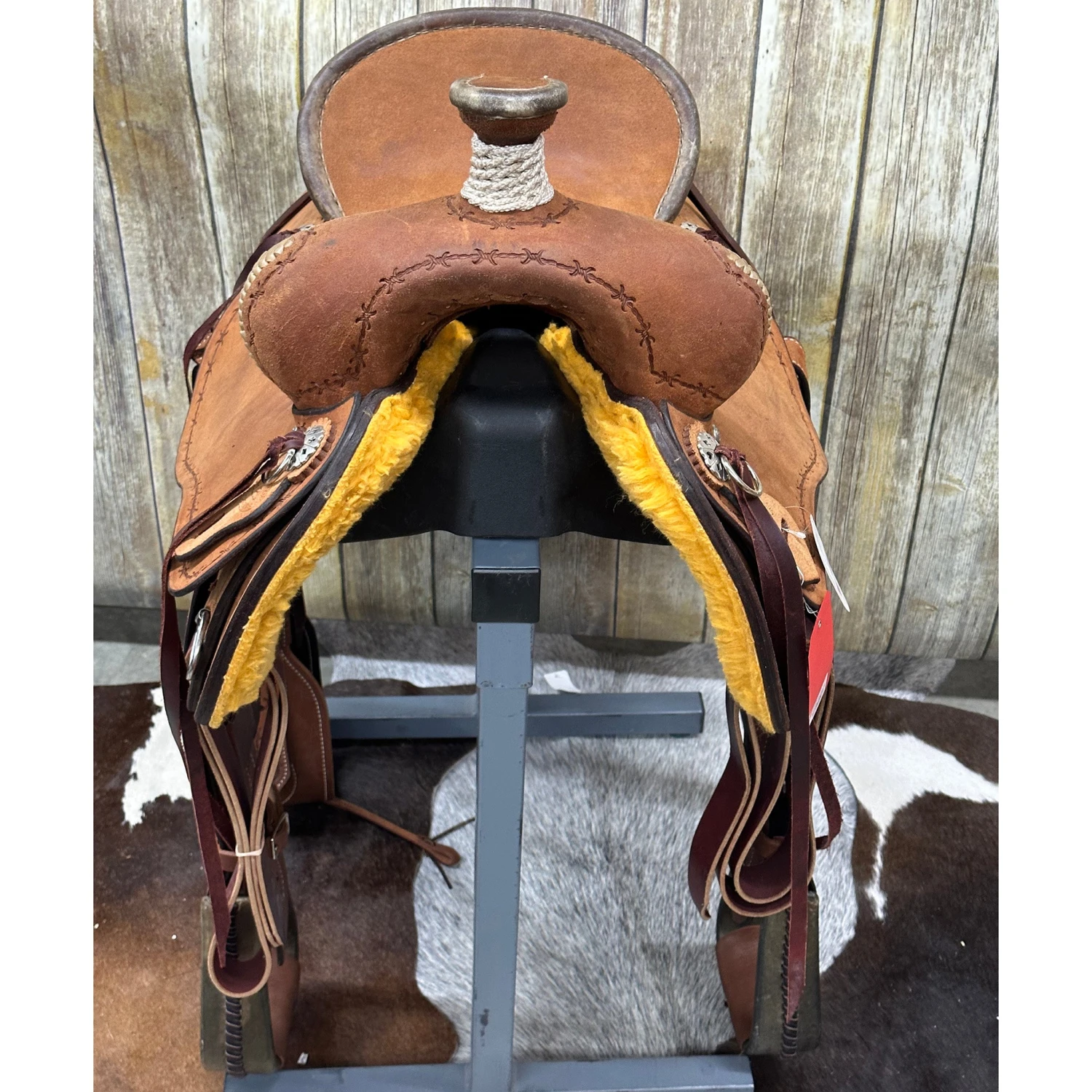 HR Saddlery 16 Inch Roughout Association Saddle 5 HR Saddlery 16 Inch Roughout Association Saddle - Image 3